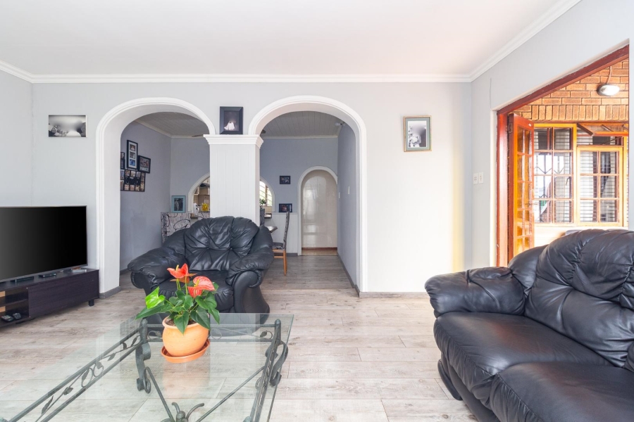 3 Bedroom Property for Sale in Bridgetown Western Cape